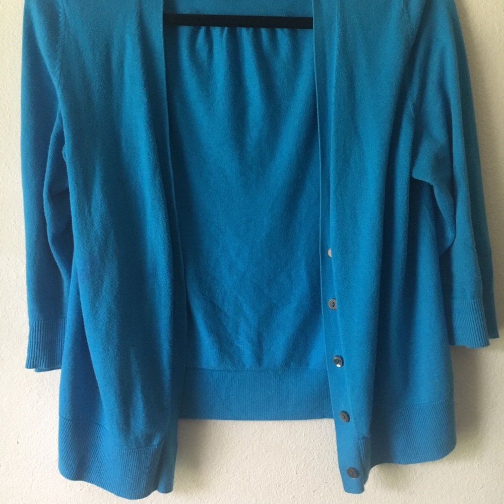 Women’s GAP teal cardigan, size Medium